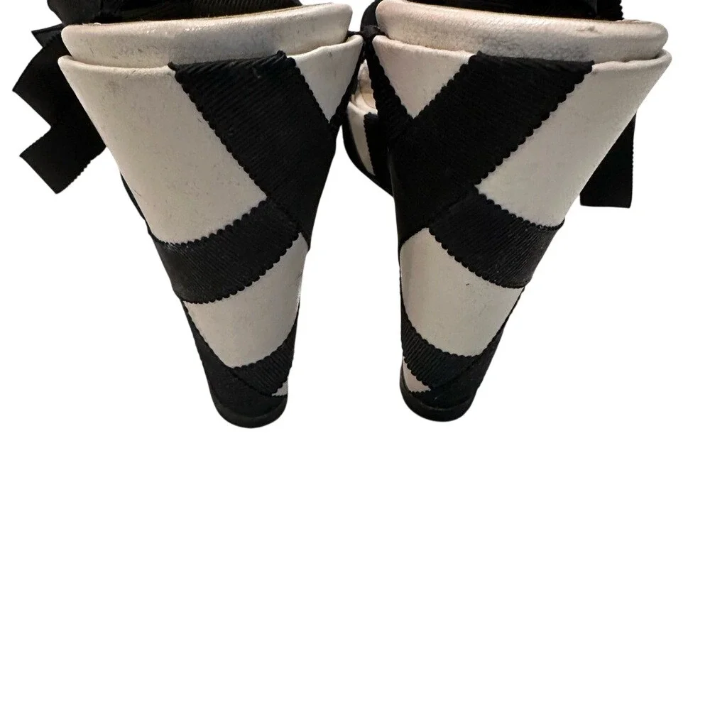 Christian Louboutin‎ Black Ribbon Sandals 38.5eu 8.5